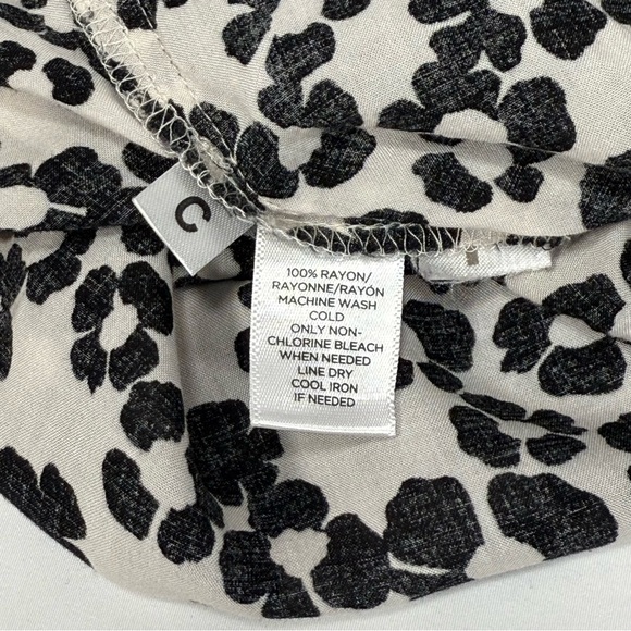 Loft Women's Black and White Long Sleeve LS Small S Petite SP Blouse Shirt Top - Picture 4 of 5